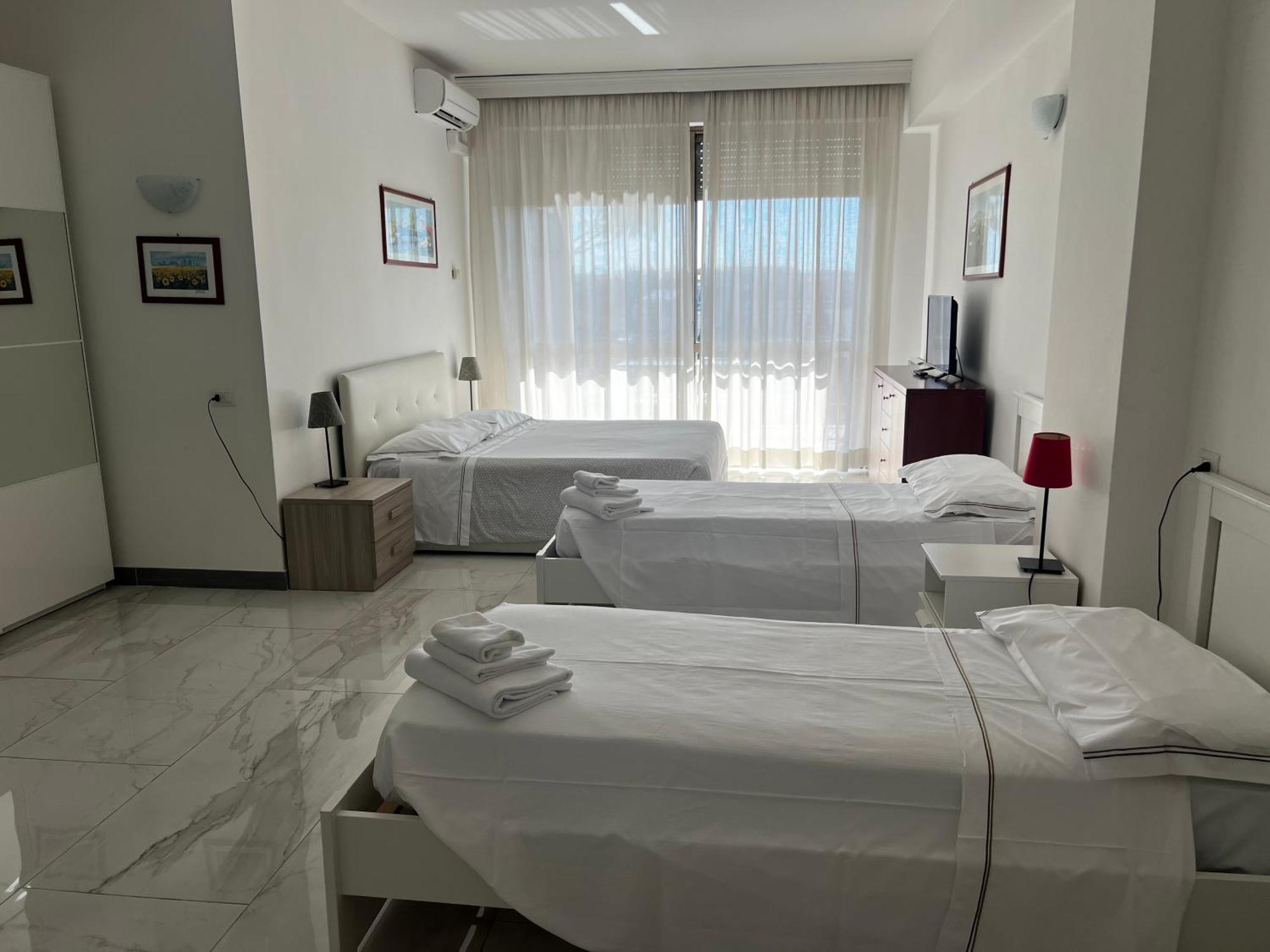 Parco Tirreno Hotel Rom Eksteriør billede