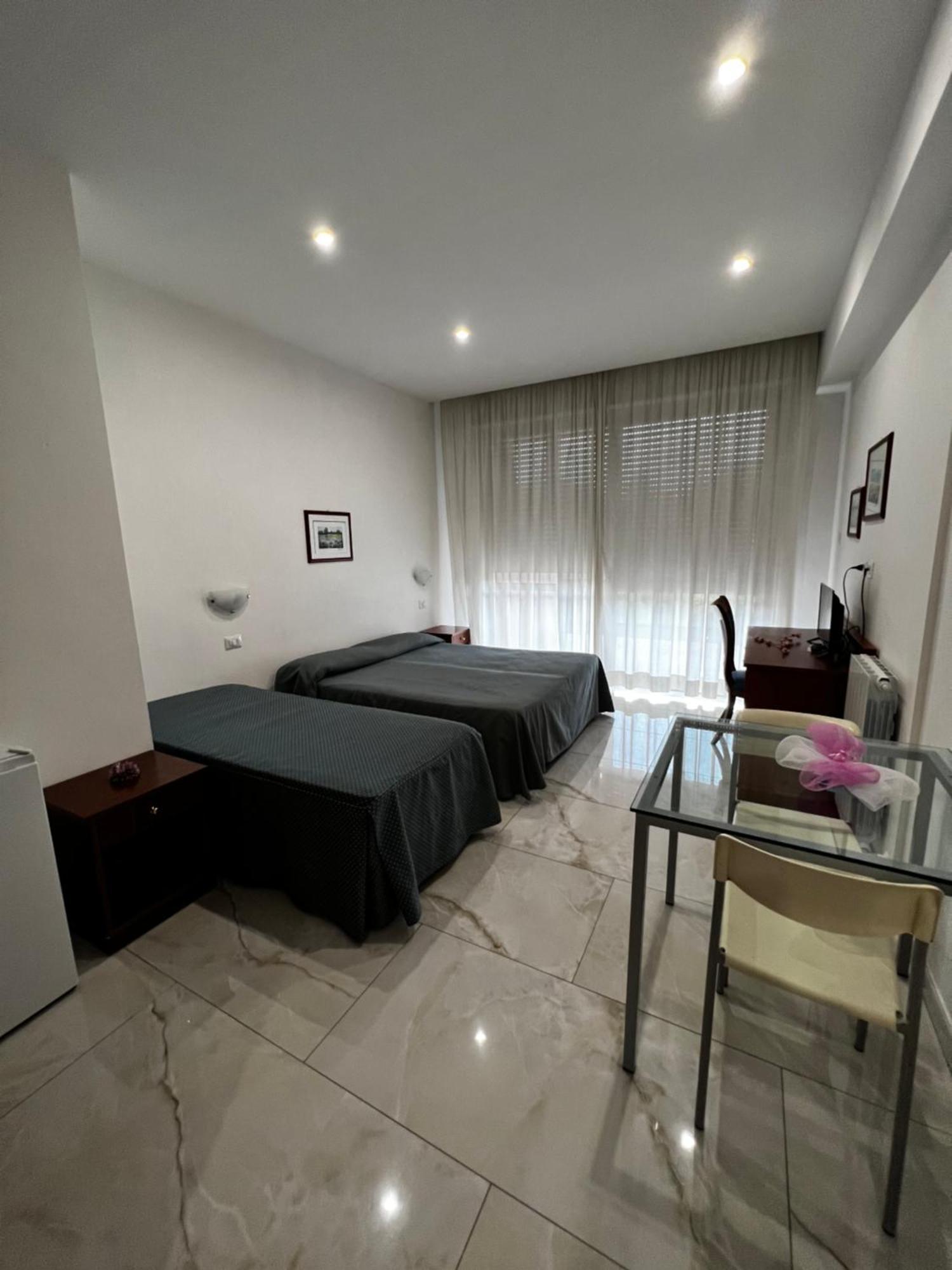 Parco Tirreno Hotel Rom Eksteriør billede
