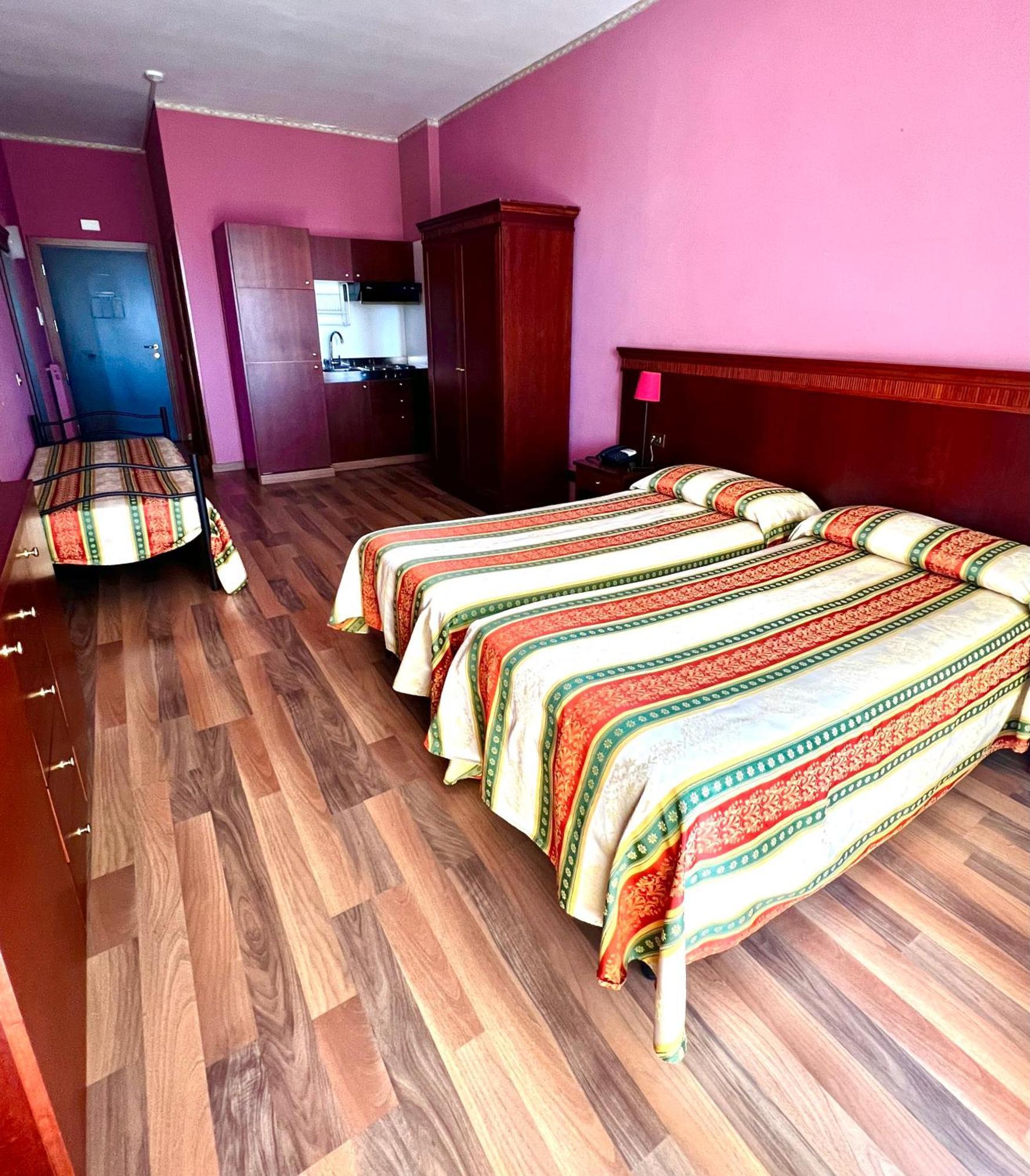 Parco Tirreno Hotel Rom Eksteriør billede