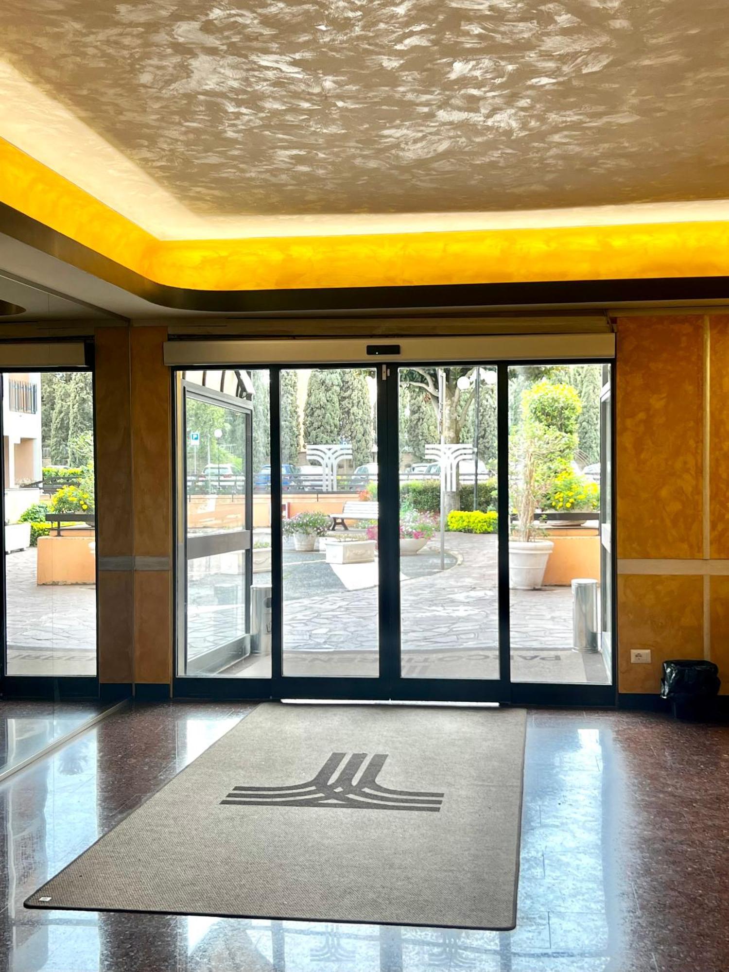Parco Tirreno Hotel Rom Eksteriør billede